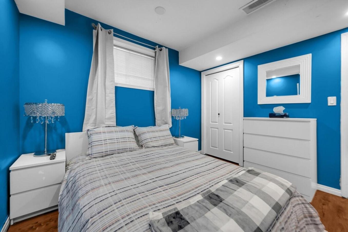 52-3 Bed Suite On Lake Central Ac By Airport Calgary Ngoại thất bức ảnh